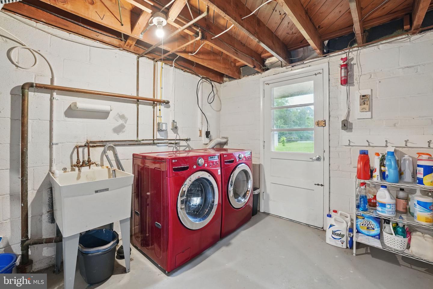 1810 SUSQUEHANNOCK DR, MCLEAN, Virginia 22101, 4 Bedrooms Bedrooms, ,3 BathroomsBathrooms,Residential,For sale,1810 SUSQUEHANNOCK DR,VAFX2239690 MLS # VAFX2239690