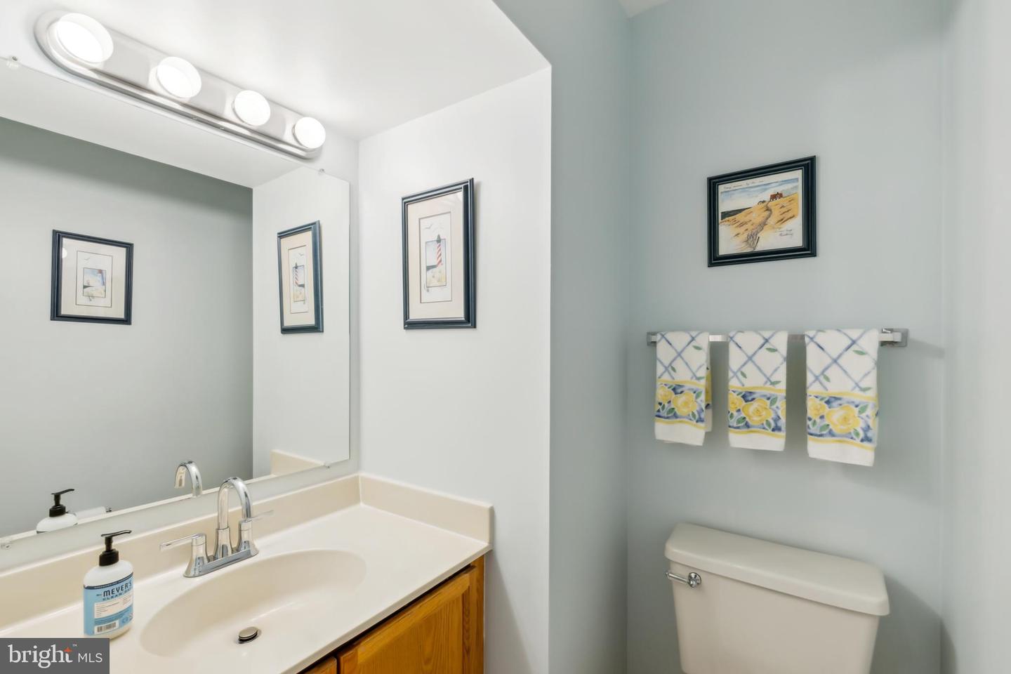 1276 MASON MILL CT, HERNDON, Virginia 20170, 4 Bedrooms Bedrooms, ,3 BathroomsBathrooms,Residential,For sale,1276 MASON MILL CT,VAFX2239698 MLS # VAFX2239698