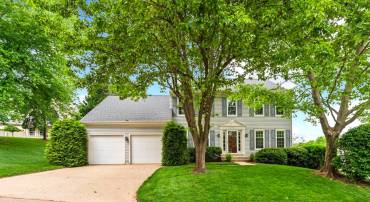 1276 MASON MILL CT, HERNDON, Virginia 20170, 4 Bedrooms Bedrooms, ,3 BathroomsBathrooms,Residential,For sale,1276 MASON MILL CT,VAFX2239698 MLS # VAFX2239698