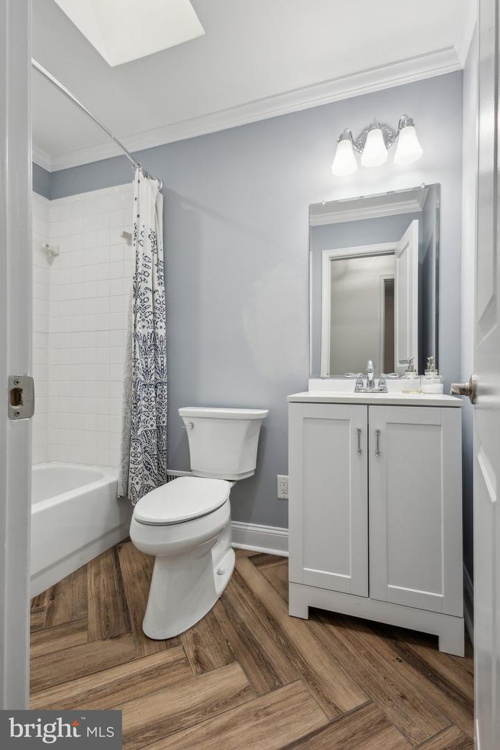 1250 REDWOOD CT, HERNDON, Virginia 20170, 3 Bedrooms Bedrooms, ,2 BathroomsBathrooms,Residential,For sale,1250 REDWOOD CT,VAFX2239714 MLS # VAFX2239714