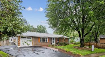 1250 REDWOOD CT, HERNDON, Virginia 20170, 3 Bedrooms Bedrooms, ,2 BathroomsBathrooms,Residential,For sale,1250 REDWOOD CT,VAFX2239714 MLS # VAFX2239714
