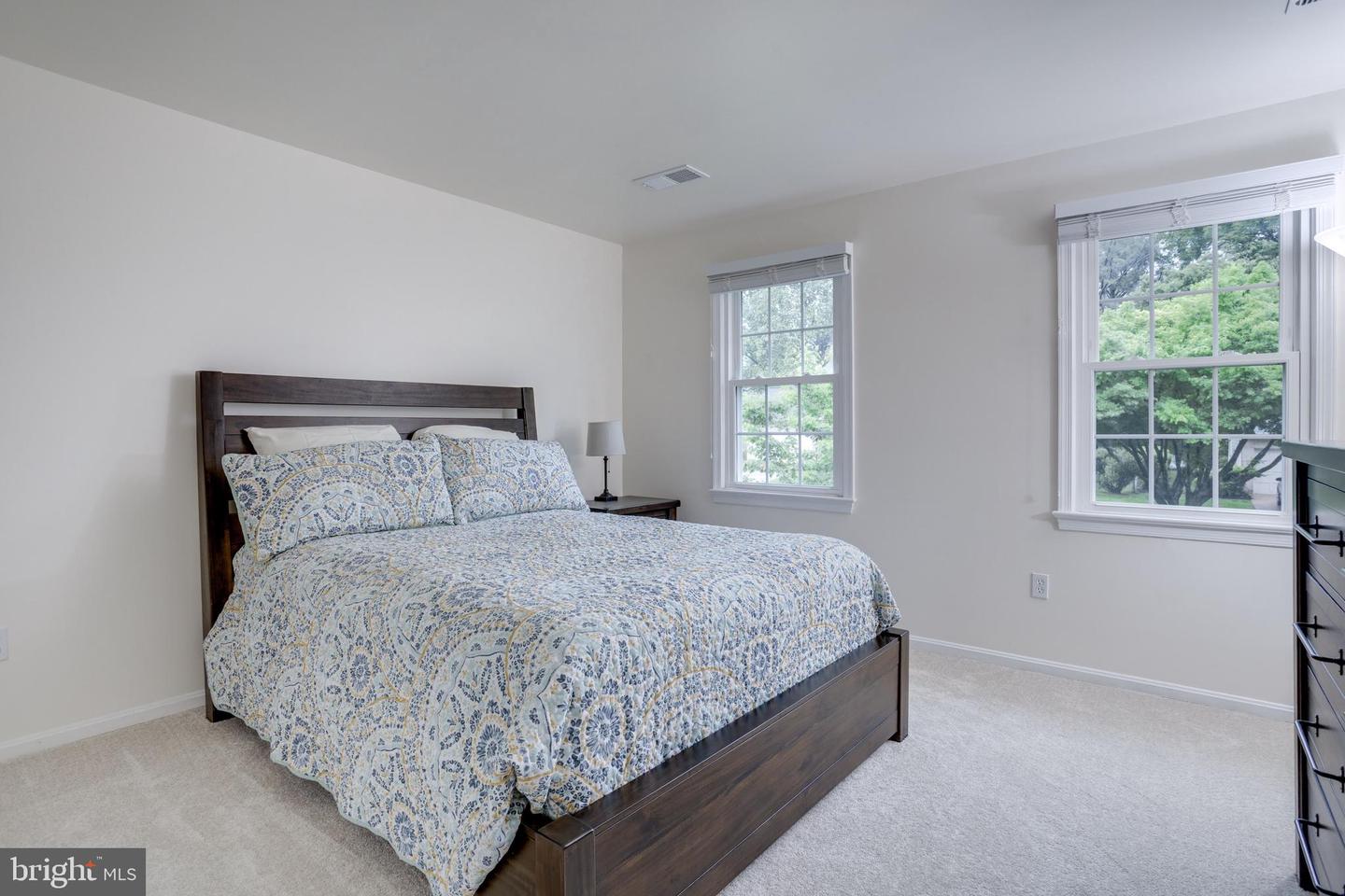 9808 FLINTRIDGE CT, FAIRFAX, Virginia 22032, 4 Bedrooms Bedrooms, ,3 BathroomsBathrooms,Residential,For sale,9808 FLINTRIDGE CT,VAFX2239742 MLS # VAFX2239742