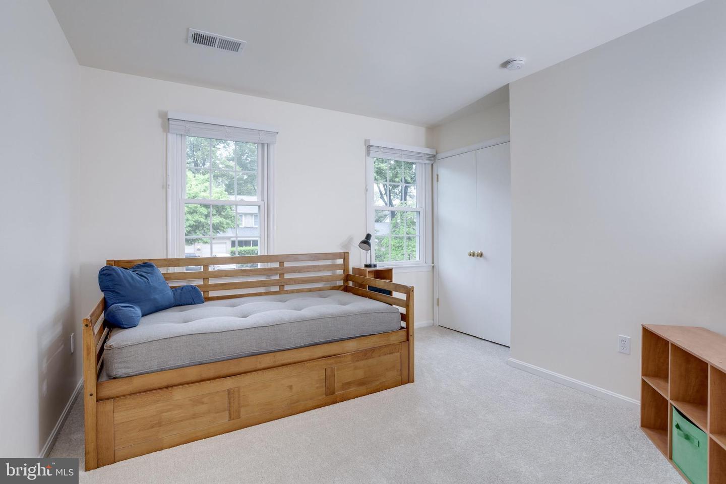 9808 FLINTRIDGE CT, FAIRFAX, Virginia 22032, 4 Bedrooms Bedrooms, ,3 BathroomsBathrooms,Residential,For sale,9808 FLINTRIDGE CT,VAFX2239742 MLS # VAFX2239742