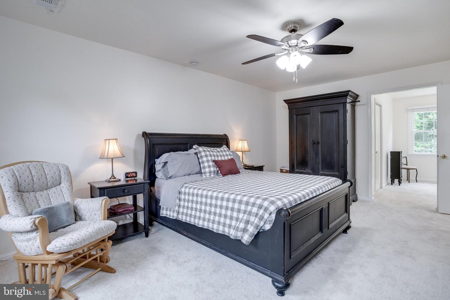 9808 FLINTRIDGE CT, FAIRFAX, Virginia 22032, 4 Bedrooms Bedrooms, ,3 BathroomsBathrooms,Residential,For sale,9808 FLINTRIDGE CT,VAFX2239742 MLS # VAFX2239742