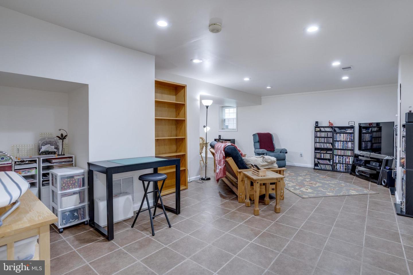 9808 FLINTRIDGE CT, FAIRFAX, Virginia 22032, 4 Bedrooms Bedrooms, ,3 BathroomsBathrooms,Residential,For sale,9808 FLINTRIDGE CT,VAFX2239742 MLS # VAFX2239742