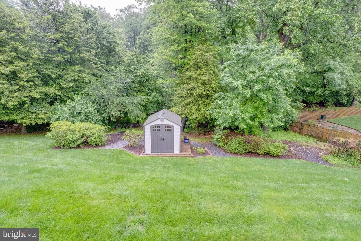 9808 FLINTRIDGE CT, FAIRFAX, Virginia 22032, 4 Bedrooms Bedrooms, ,3 BathroomsBathrooms,Residential,For sale,9808 FLINTRIDGE CT,VAFX2239742 MLS # VAFX2239742