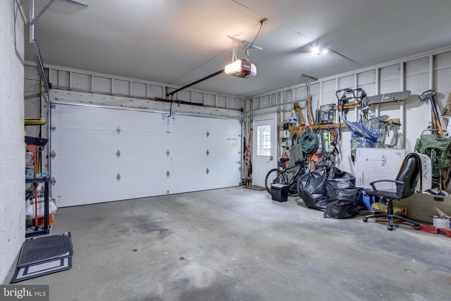 9808 FLINTRIDGE CT, FAIRFAX, Virginia 22032, 4 Bedrooms Bedrooms, ,3 BathroomsBathrooms,Residential,For sale,9808 FLINTRIDGE CT,VAFX2239742 MLS # VAFX2239742