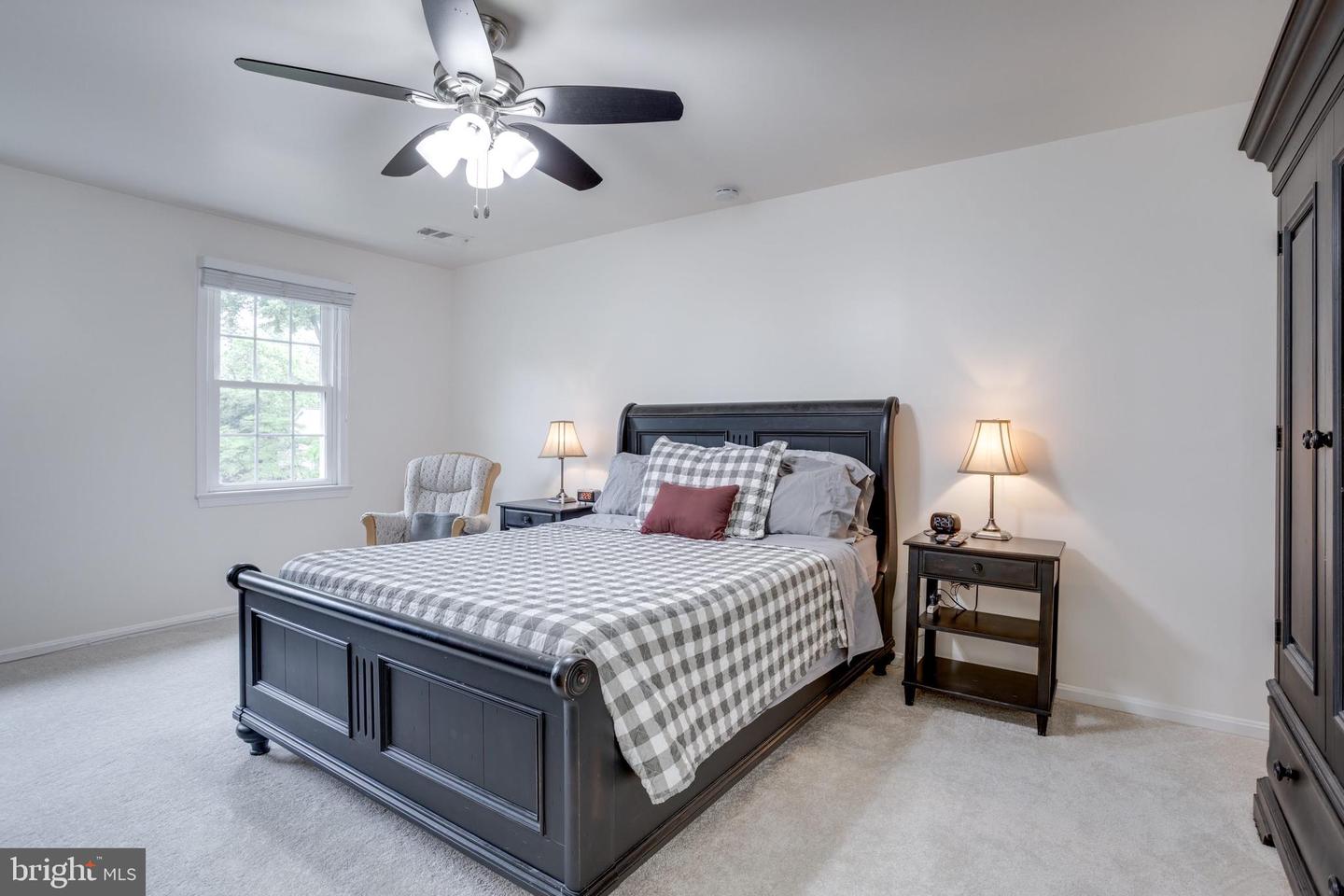 9808 FLINTRIDGE CT, FAIRFAX, Virginia 22032, 4 Bedrooms Bedrooms, ,3 BathroomsBathrooms,Residential,For sale,9808 FLINTRIDGE CT,VAFX2239742 MLS # VAFX2239742