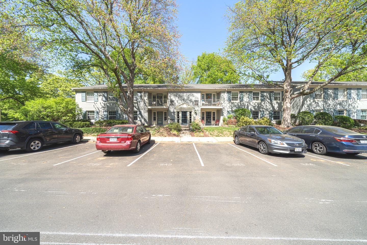 8318-A KINGSGATE RD #537, SPRINGFIELD, Virginia 22152, 3 Bedrooms Bedrooms, ,2 BathroomsBathrooms,Residential,For sale,8318-A KINGSGATE RD #537,VAFX2239758 MLS # VAFX2239758