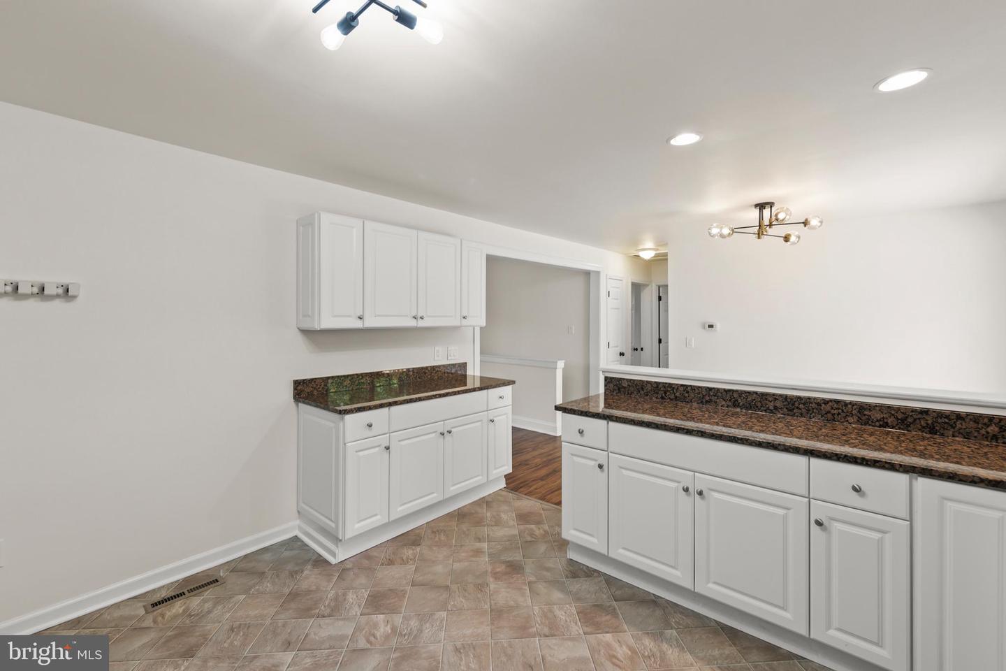 166 LAKE HOLIDAY RD, CROSS JUNCTION, Virginia 22625, 3 Bedrooms Bedrooms, ,3 BathroomsBathrooms,Residential,For sale,166 LAKE HOLIDAY RD,VAFV2034046 MLS # VAFV2034046
