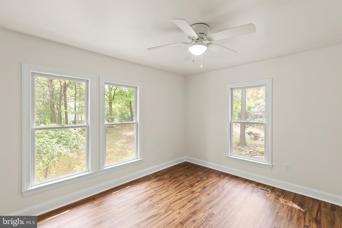 166 LAKE HOLIDAY RD, CROSS JUNCTION, Virginia 22625, 3 Bedrooms Bedrooms, ,3 BathroomsBathrooms,Residential,For sale,166 LAKE HOLIDAY RD,VAFV2034046 MLS # VAFV2034046