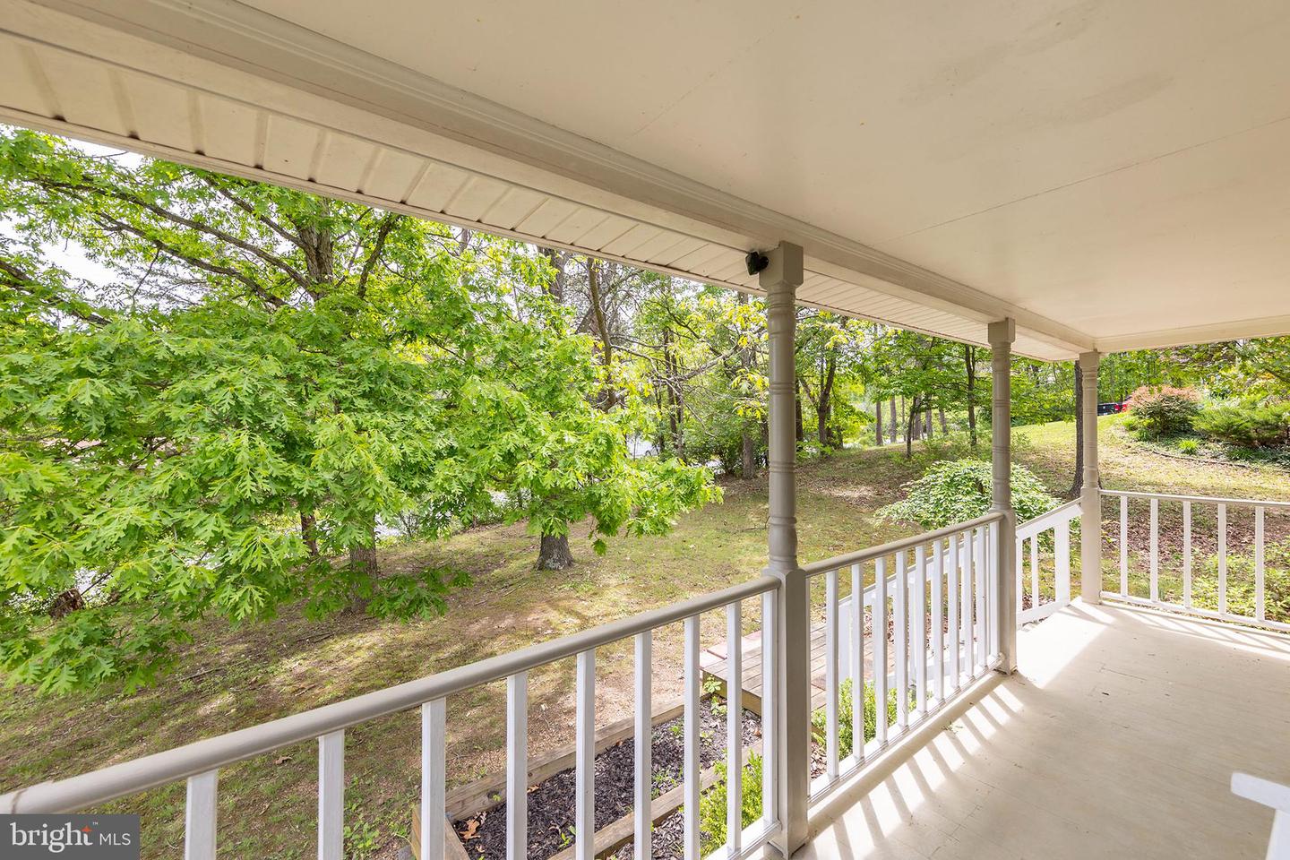 166 LAKE HOLIDAY RD, CROSS JUNCTION, Virginia 22625, 3 Bedrooms Bedrooms, ,3 BathroomsBathrooms,Residential,For sale,166 LAKE HOLIDAY RD,VAFV2034046 MLS # VAFV2034046