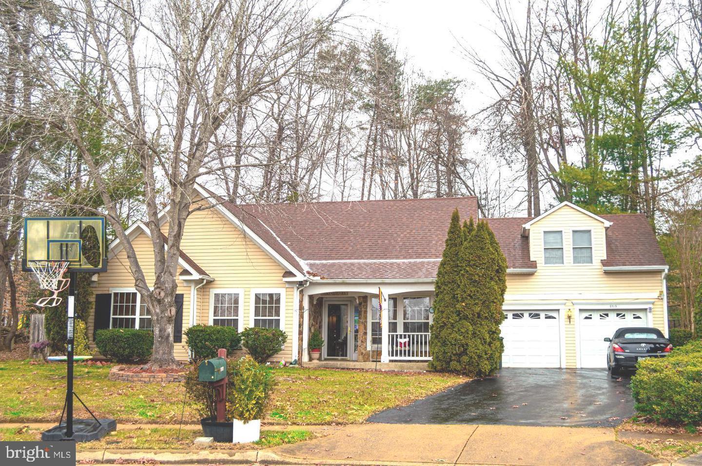 9319 PAUL DR, MANASSAS PARK, Virginia 20111, 4 Bedrooms Bedrooms, ,3 BathroomsBathrooms,Residential,For sale,9319 PAUL DR,VAMP2003016 MLS # VAMP2003016