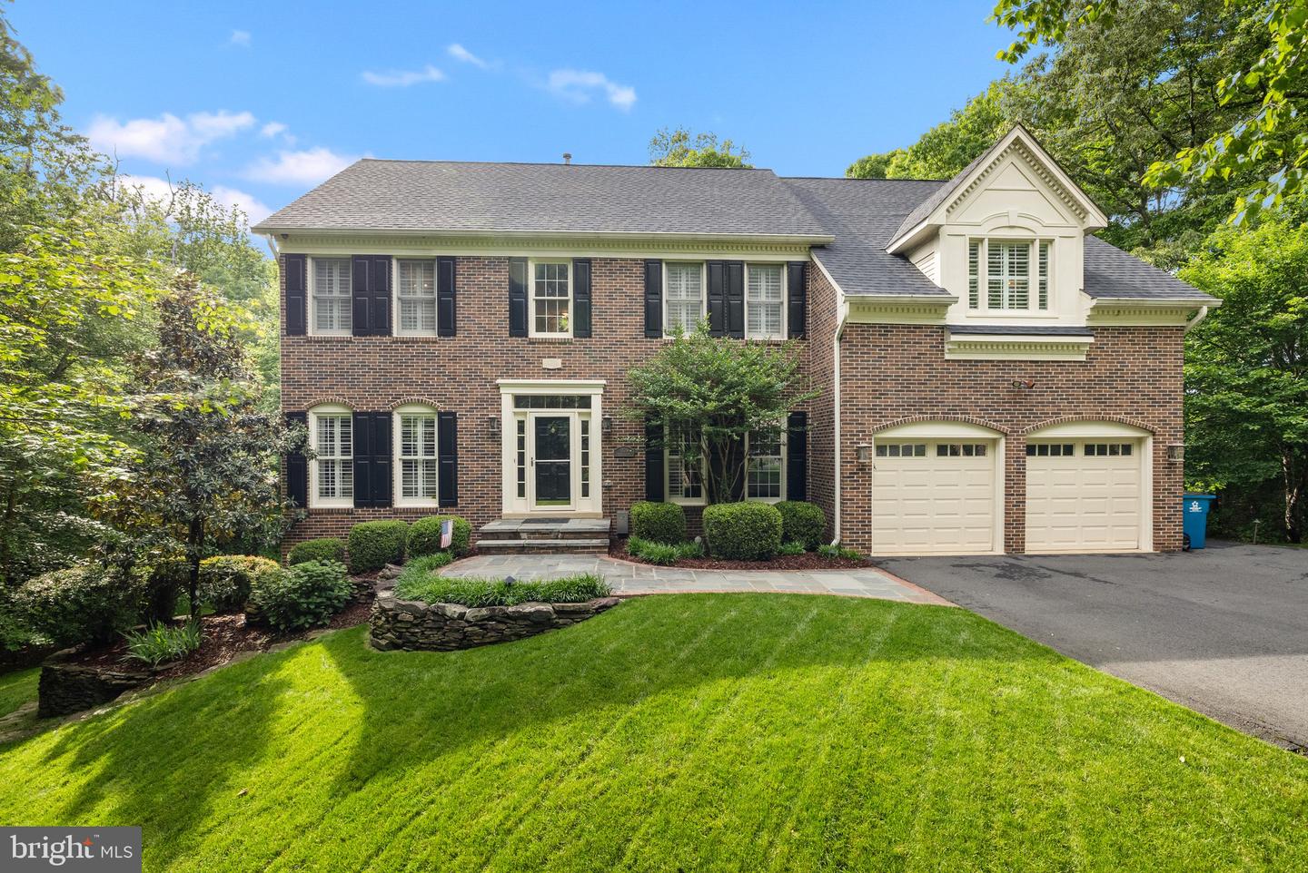 9526 CLAYCHIN CT, BURKE, Virginia 22015, 5 Bedrooms Bedrooms, ,3 BathroomsBathrooms,Residential,For sale,9526 CLAYCHIN CT,VAFX2239846 MLS # VAFX2239846