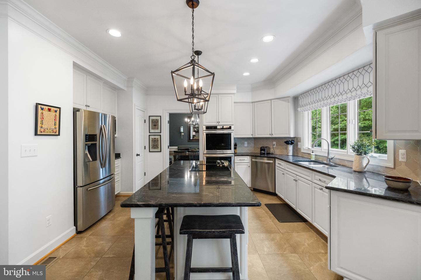 9526 CLAYCHIN CT, BURKE, Virginia 22015, 5 Bedrooms Bedrooms, ,3 BathroomsBathrooms,Residential,For sale,9526 CLAYCHIN CT,VAFX2239846 MLS # VAFX2239846