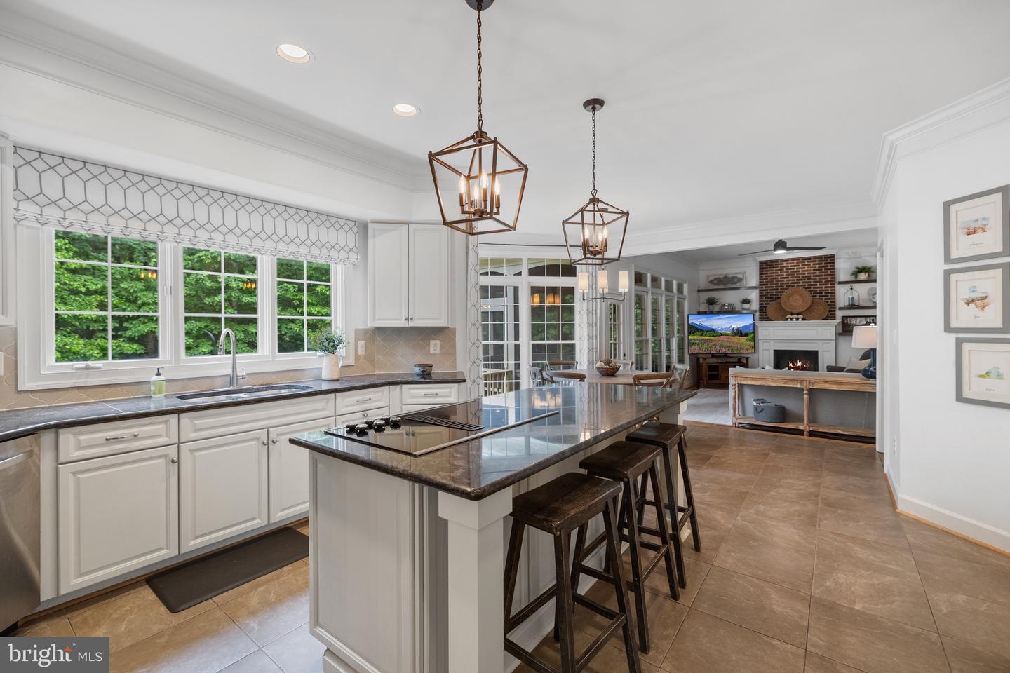 9526 CLAYCHIN CT, BURKE, Virginia 22015, 5 Bedrooms Bedrooms, ,3 BathroomsBathrooms,Residential,For sale,9526 CLAYCHIN CT,VAFX2239846 MLS # VAFX2239846