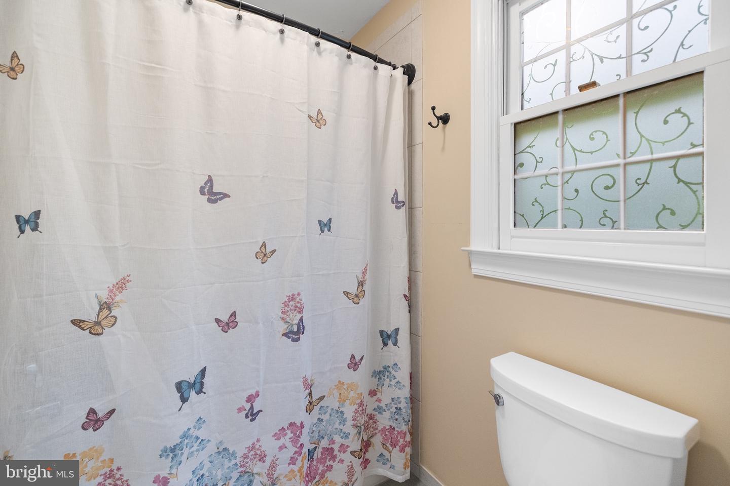 9526 CLAYCHIN CT, BURKE, Virginia 22015, 5 Bedrooms Bedrooms, ,3 BathroomsBathrooms,Residential,For sale,9526 CLAYCHIN CT,VAFX2239846 MLS # VAFX2239846