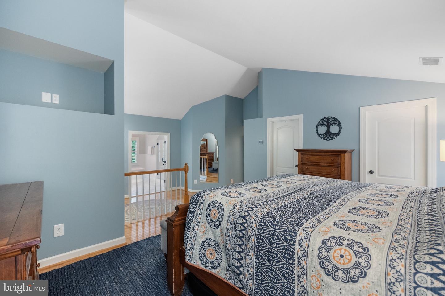 9526 CLAYCHIN CT, BURKE, Virginia 22015, 5 Bedrooms Bedrooms, ,3 BathroomsBathrooms,Residential,For sale,9526 CLAYCHIN CT,VAFX2239846 MLS # VAFX2239846