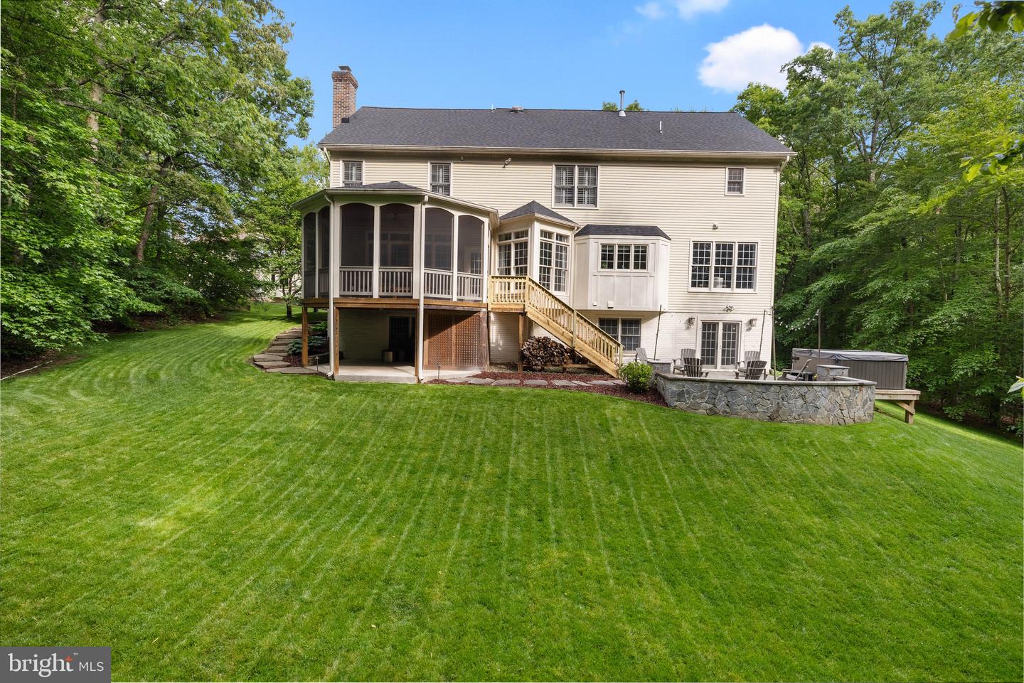 9526 CLAYCHIN CT, BURKE, Virginia 22015, 5 Bedrooms Bedrooms, ,3 BathroomsBathrooms,Residential,For sale,9526 CLAYCHIN CT,VAFX2239846 MLS # VAFX2239846