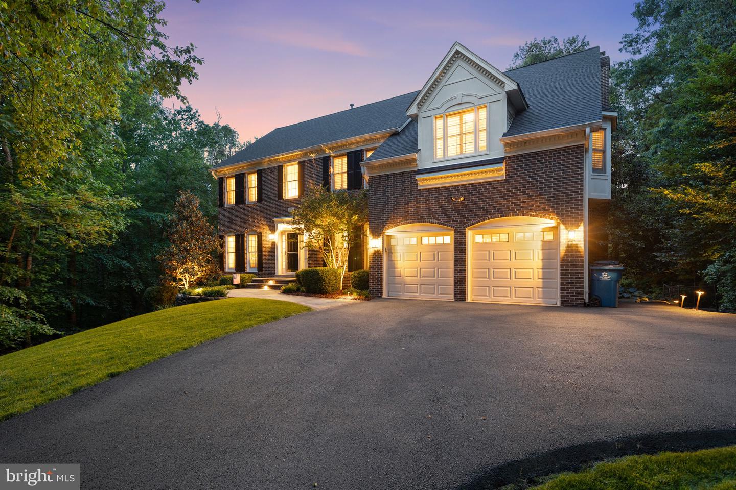 9526 CLAYCHIN CT, BURKE, Virginia 22015, 5 Bedrooms Bedrooms, ,3 BathroomsBathrooms,Residential,For sale,9526 CLAYCHIN CT,VAFX2239846 MLS # VAFX2239846