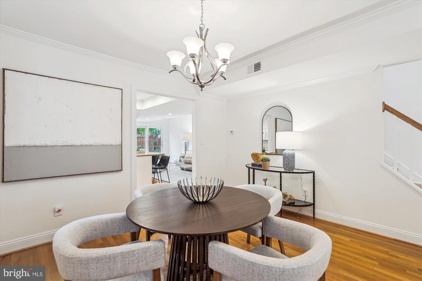 104 E OXFORD AVE, ALEXANDRIA, Virginia 22301, 2 Bedrooms Bedrooms, ,2 BathroomsBathrooms,Residential,For sale,104 E OXFORD AVE,VAAX2045182 MLS # VAAX2045182