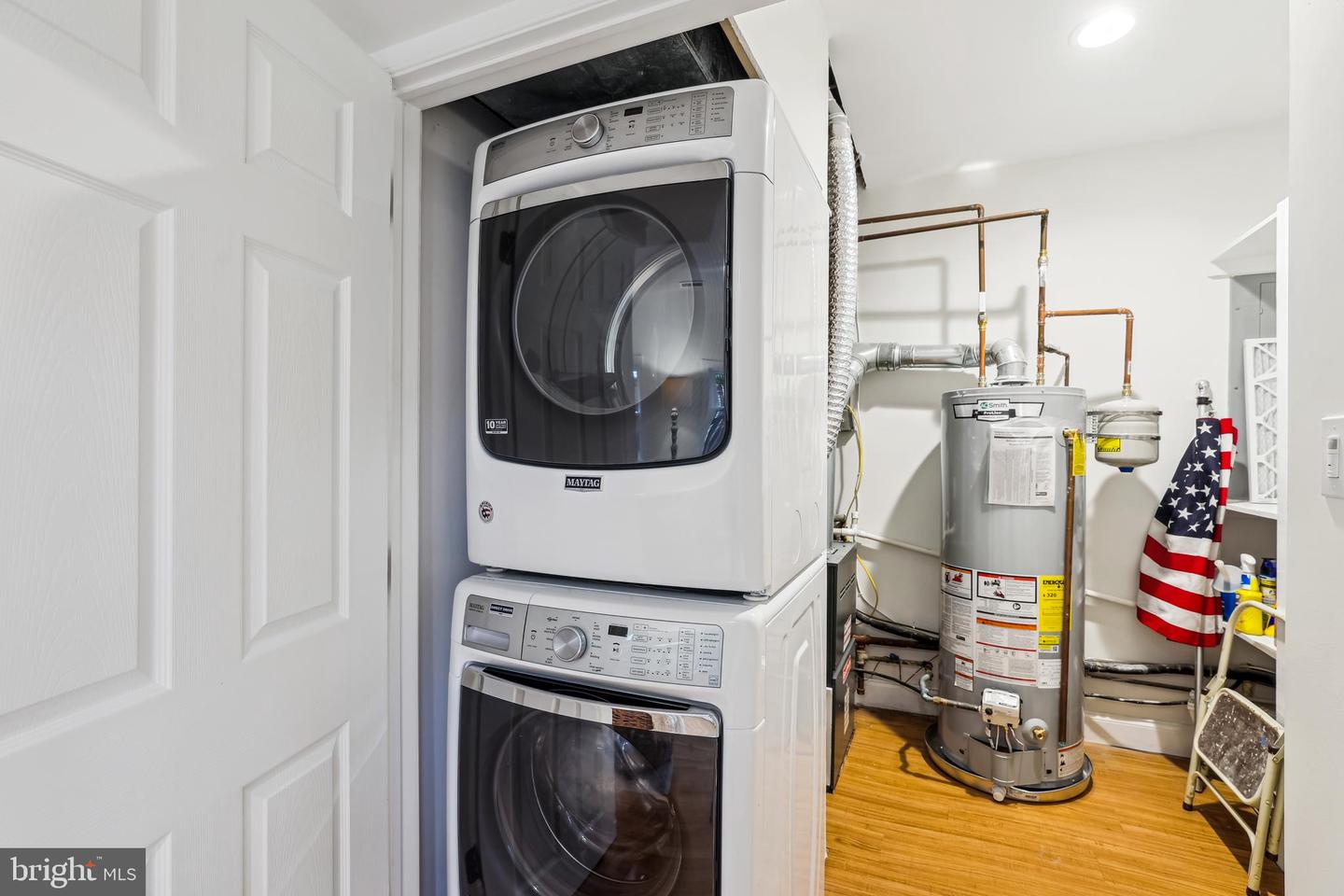 104 E OXFORD AVE, ALEXANDRIA, Virginia 22301, 2 Bedrooms Bedrooms, ,2 BathroomsBathrooms,Residential,For sale,104 E OXFORD AVE,VAAX2045182 MLS # VAAX2045182