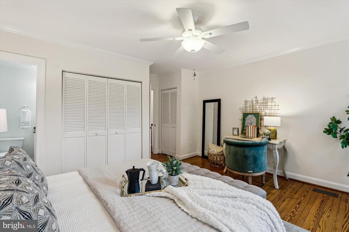 104 E OXFORD AVE, ALEXANDRIA, Virginia 22301, 2 Bedrooms Bedrooms, ,2 BathroomsBathrooms,Residential,For sale,104 E OXFORD AVE,VAAX2045182 MLS # VAAX2045182