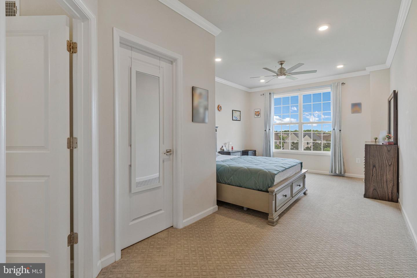 23286 SOUTHDOWN MANOR TER #118, ASHBURN, Virginia 20148, 2 Bedrooms Bedrooms, ,2 BathroomsBathrooms,Residential,For sale,23286 SOUTHDOWN MANOR TER #118,VALO2096046 MLS # VALO2096046