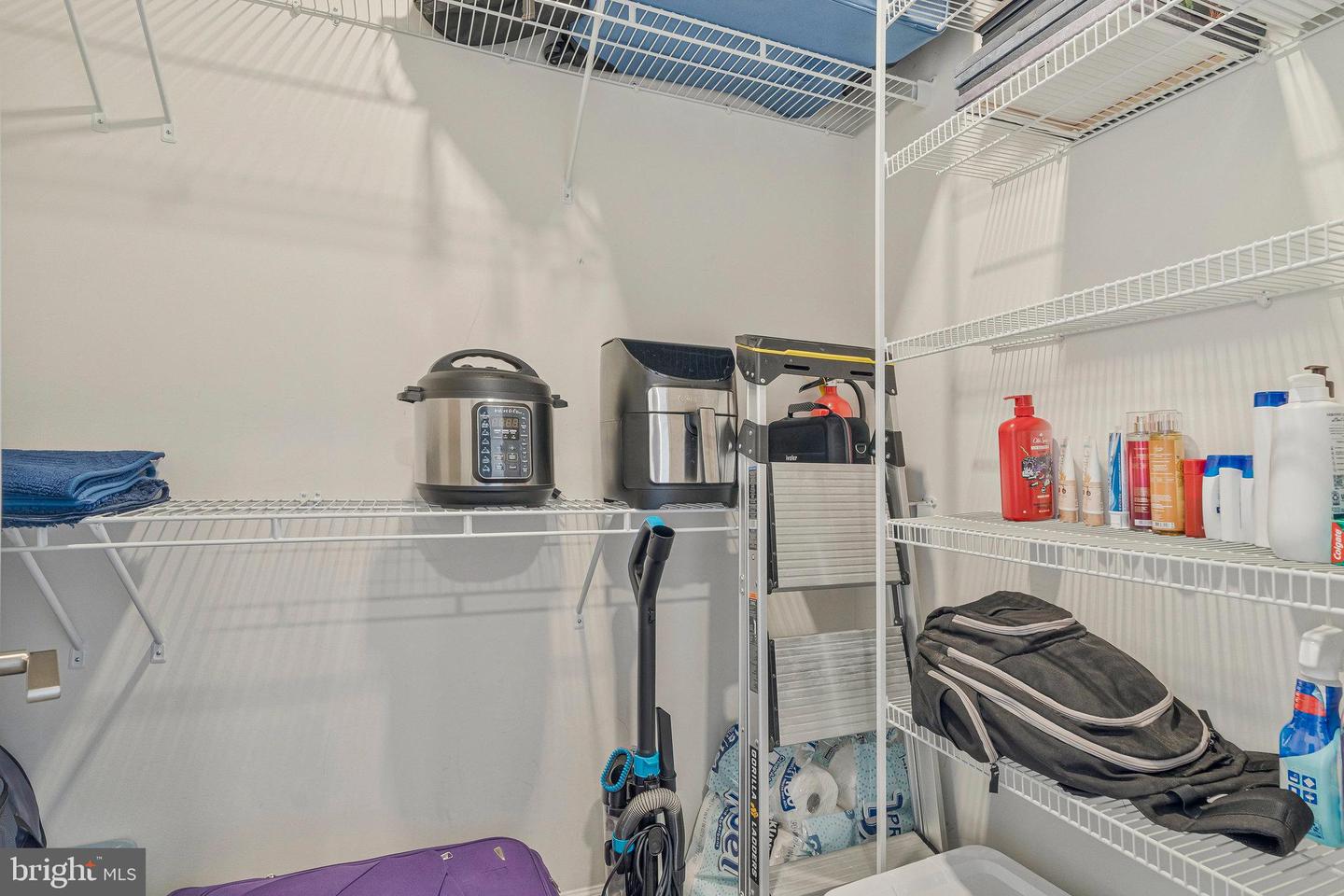 23286 SOUTHDOWN MANOR TER #118, ASHBURN, Virginia 20148, 2 Bedrooms Bedrooms, ,2 BathroomsBathrooms,Residential,For sale,23286 SOUTHDOWN MANOR TER #118,VALO2096046 MLS # VALO2096046