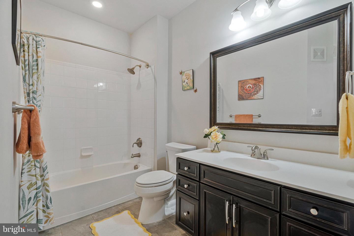 23286 SOUTHDOWN MANOR TER #118, ASHBURN, Virginia 20148, 2 Bedrooms Bedrooms, ,2 BathroomsBathrooms,Residential,For sale,23286 SOUTHDOWN MANOR TER #118,VALO2096046 MLS # VALO2096046