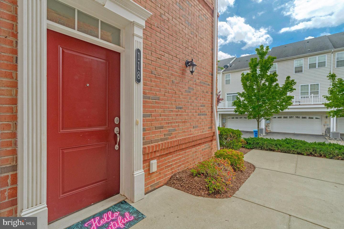 23286 SOUTHDOWN MANOR TER #118, ASHBURN, Virginia 20148, 2 Bedrooms Bedrooms, ,2 BathroomsBathrooms,Residential,For sale,23286 SOUTHDOWN MANOR TER #118,VALO2096046 MLS # VALO2096046