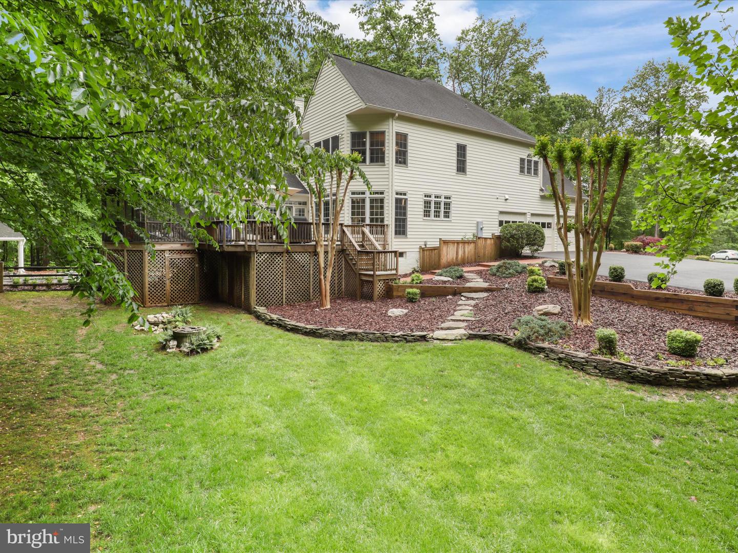 8197 COTTAGE ROSE CT, FAIRFAX STATION, Virginia 22039, 5 Bedrooms Bedrooms, ,4 BathroomsBathrooms,Residential,For sale,8197 COTTAGE ROSE CT,VAFX2239878 MLS # VAFX2239878
