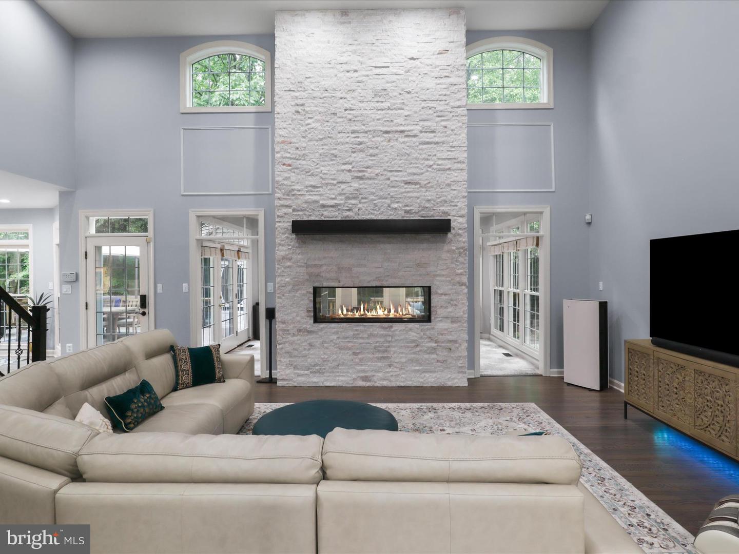 8197 COTTAGE ROSE CT, FAIRFAX STATION, Virginia 22039, 5 Bedrooms Bedrooms, ,4 BathroomsBathrooms,Residential,For sale,8197 COTTAGE ROSE CT,VAFX2239878 MLS # VAFX2239878