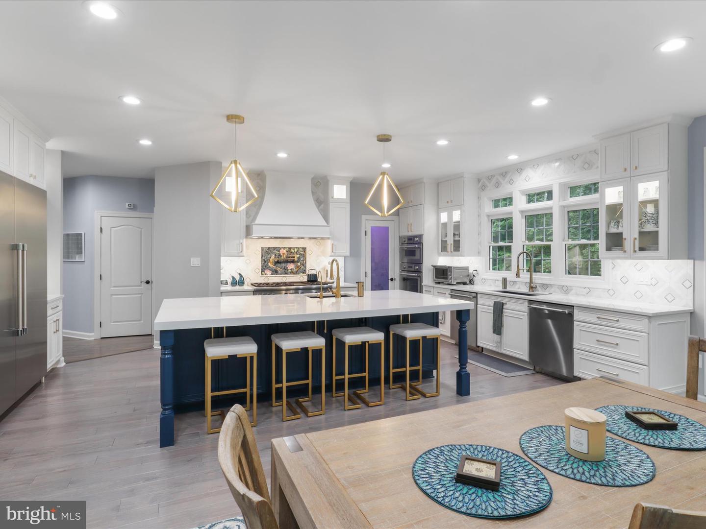 8197 COTTAGE ROSE CT, FAIRFAX STATION, Virginia 22039, 5 Bedrooms Bedrooms, ,4 BathroomsBathrooms,Residential,For sale,8197 COTTAGE ROSE CT,VAFX2239878 MLS # VAFX2239878