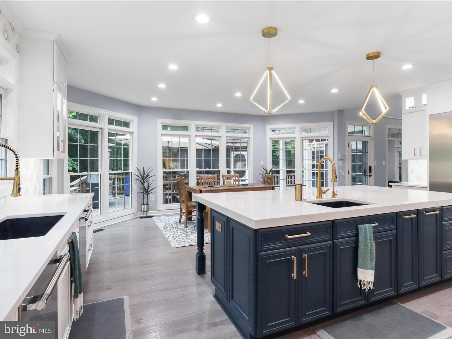 8197 COTTAGE ROSE CT, FAIRFAX STATION, Virginia 22039, 5 Bedrooms Bedrooms, ,4 BathroomsBathrooms,Residential,For sale,8197 COTTAGE ROSE CT,VAFX2239878 MLS # VAFX2239878