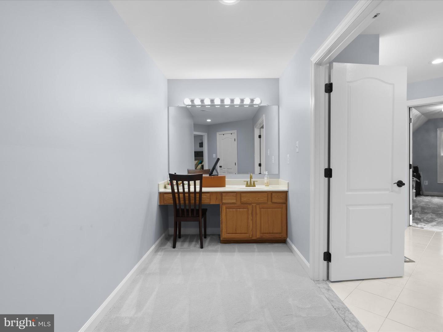8197 COTTAGE ROSE CT, FAIRFAX STATION, Virginia 22039, 5 Bedrooms Bedrooms, ,4 BathroomsBathrooms,Residential,For sale,8197 COTTAGE ROSE CT,VAFX2239878 MLS # VAFX2239878