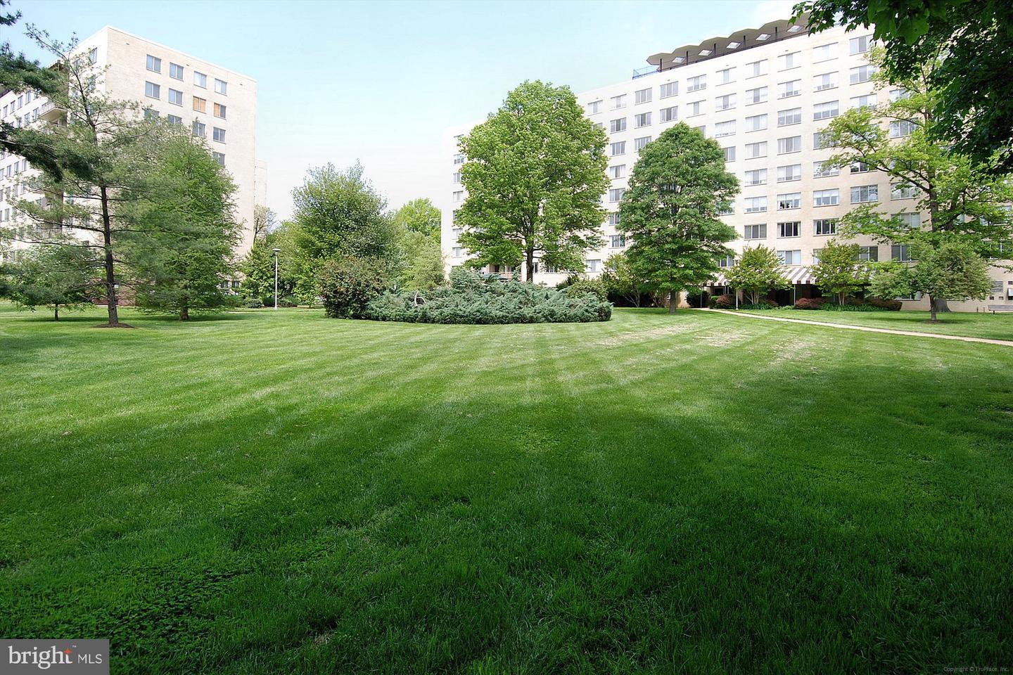 6641 WAKEFIELD DR #309, ALEXANDRIA, Virginia 22307, 2 Bedrooms Bedrooms, ,1 BathroomBathrooms,Residential,For sale,6641 WAKEFIELD DR #309,VAFX2239886 MLS # VAFX2239886
