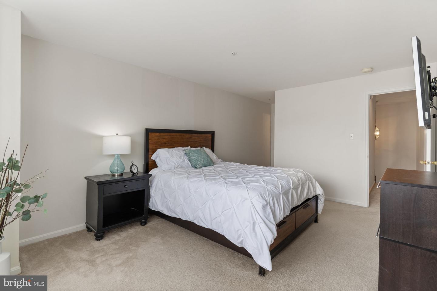 20432 COOL FERN SQ, ASHBURN, Virginia 20147, 2 Bedrooms Bedrooms, ,2 BathroomsBathrooms,Residential,For sale,20432 COOL FERN SQ,VALO2096062 MLS # VALO2096062