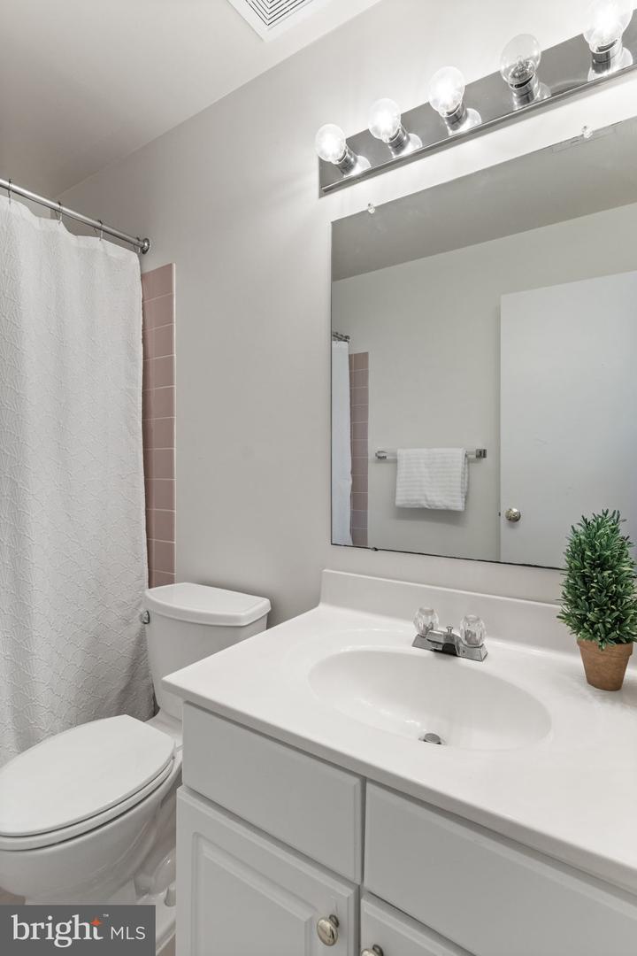 20432 COOL FERN SQ, ASHBURN, Virginia 20147, 2 Bedrooms Bedrooms, ,2 BathroomsBathrooms,Residential,For sale,20432 COOL FERN SQ,VALO2096062 MLS # VALO2096062