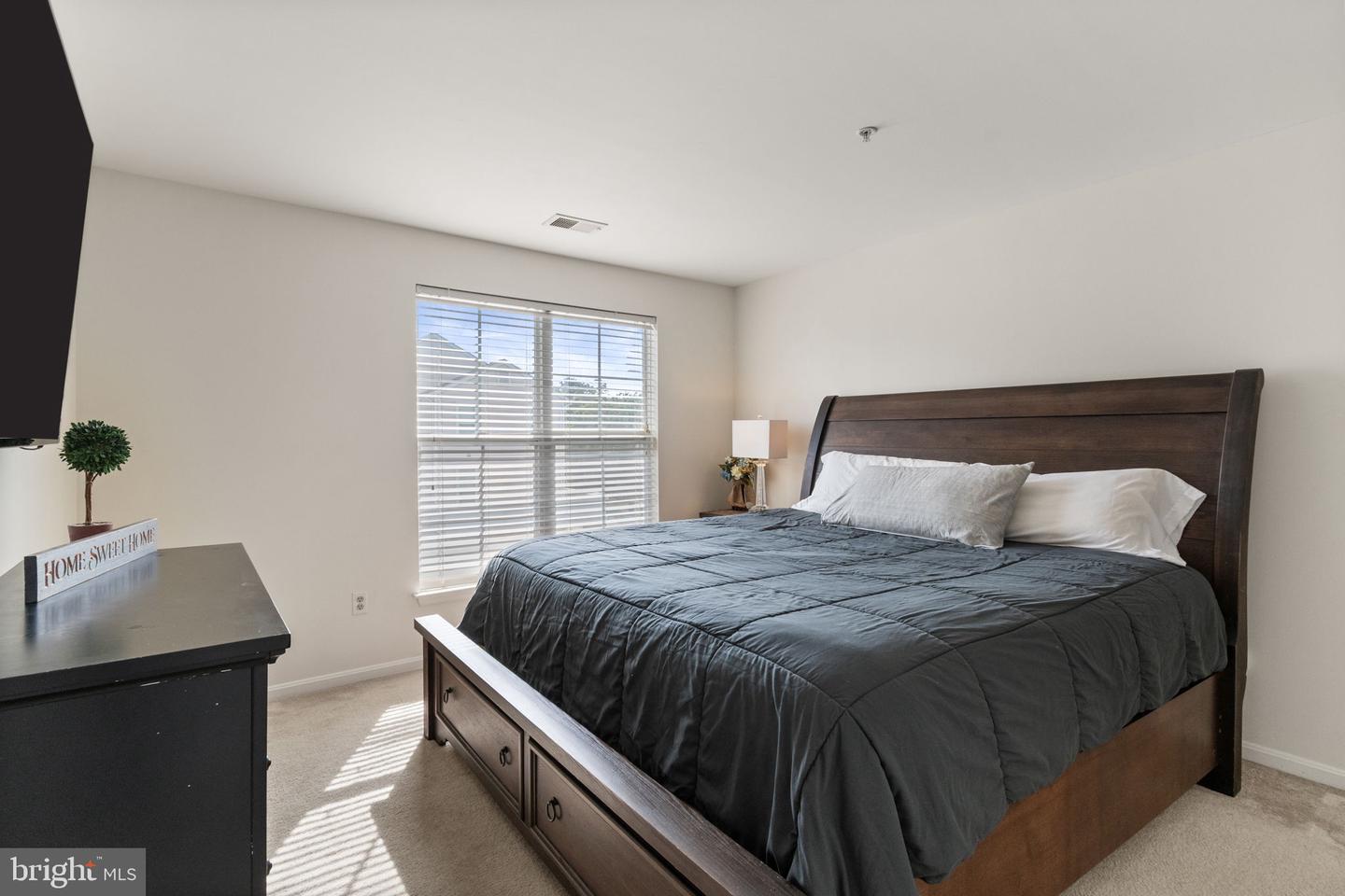 20432 COOL FERN SQ, ASHBURN, Virginia 20147, 2 Bedrooms Bedrooms, ,2 BathroomsBathrooms,Residential,For sale,20432 COOL FERN SQ,VALO2096062 MLS # VALO2096062
