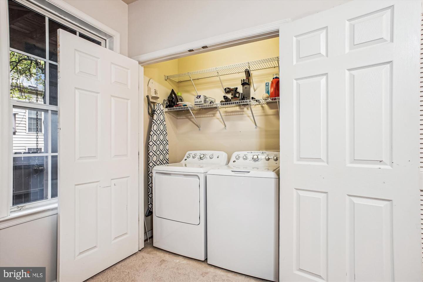 4160 TIMBER LOG WAY, FAIRFAX, Virginia 22030, 2 Bedrooms Bedrooms, ,2 BathroomsBathrooms,Residential,For sale,4160 TIMBER LOG WAY,VAFX2239924 MLS # VAFX2239924