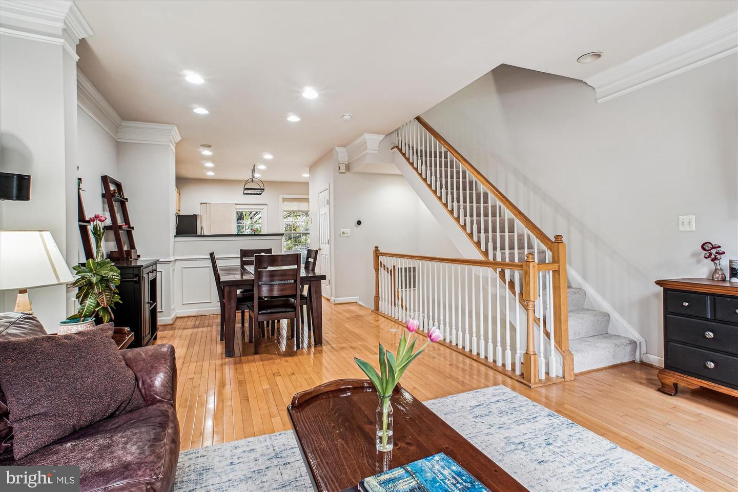 4160 TIMBER LOG WAY, FAIRFAX, Virginia 22030, 2 Bedrooms Bedrooms, ,2 BathroomsBathrooms,Residential,For sale,4160 TIMBER LOG WAY,VAFX2239924 MLS # VAFX2239924
