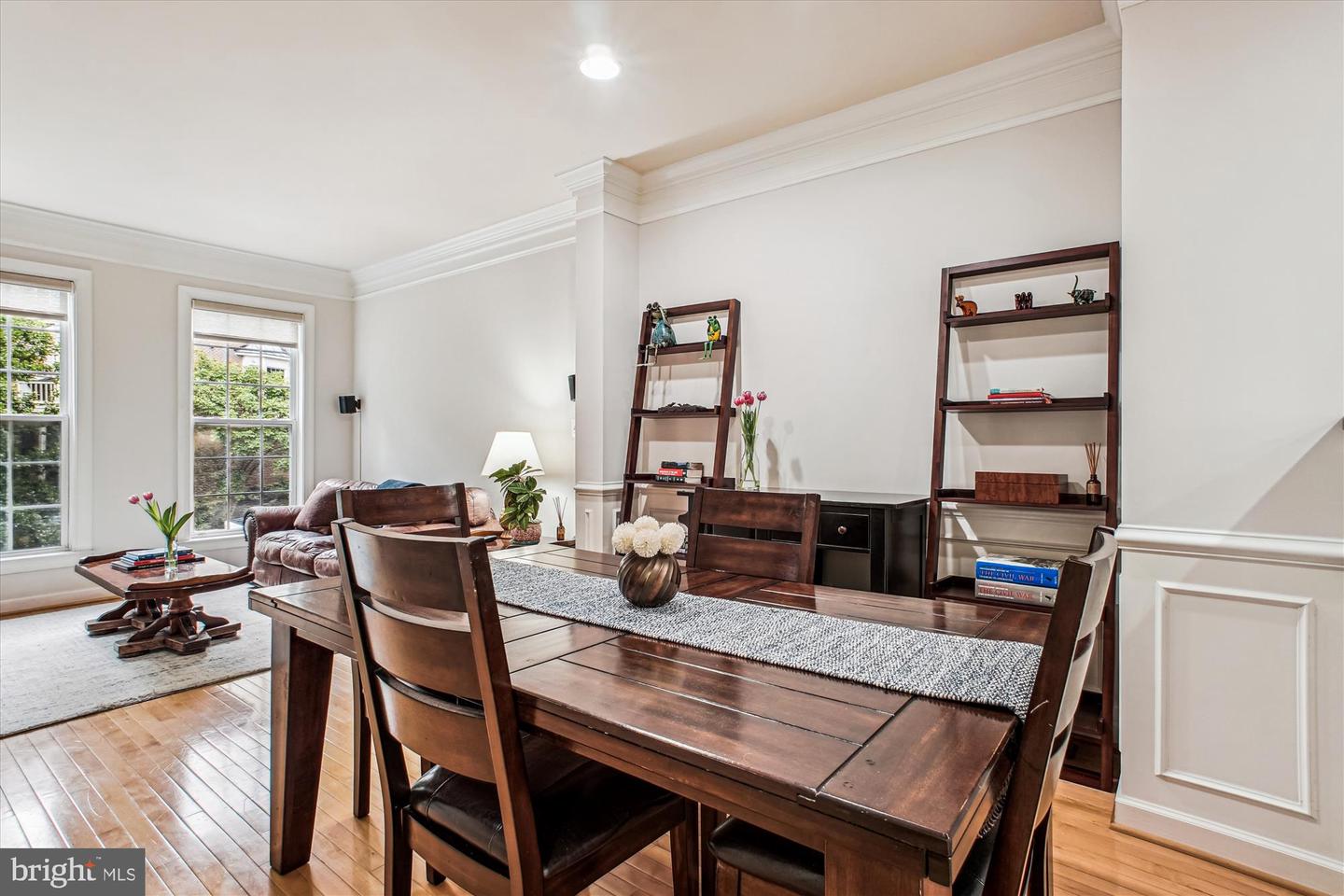 4160 TIMBER LOG WAY, FAIRFAX, Virginia 22030, 2 Bedrooms Bedrooms, ,2 BathroomsBathrooms,Residential,For sale,4160 TIMBER LOG WAY,VAFX2239924 MLS # VAFX2239924