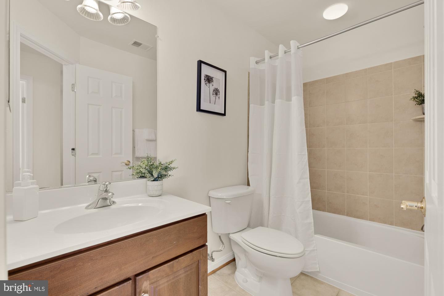 7557 GREY GOOSE WAY, ALEXANDRIA, Virginia 22306, 3 Bedrooms Bedrooms, ,2 BathroomsBathrooms,Residential,For sale,7557 GREY GOOSE WAY,VAFX2239944 MLS # VAFX2239944