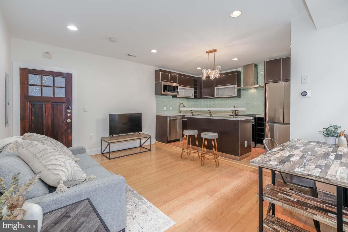 1409 G ST NE #4, WASHINGTON, District Of Columbia 20002, 1 Bedroom Bedrooms, ,1 BathroomBathrooms,Residential,For sale,1409 G ST NE #4,DCDC2199868 MLS # DCDC2199868