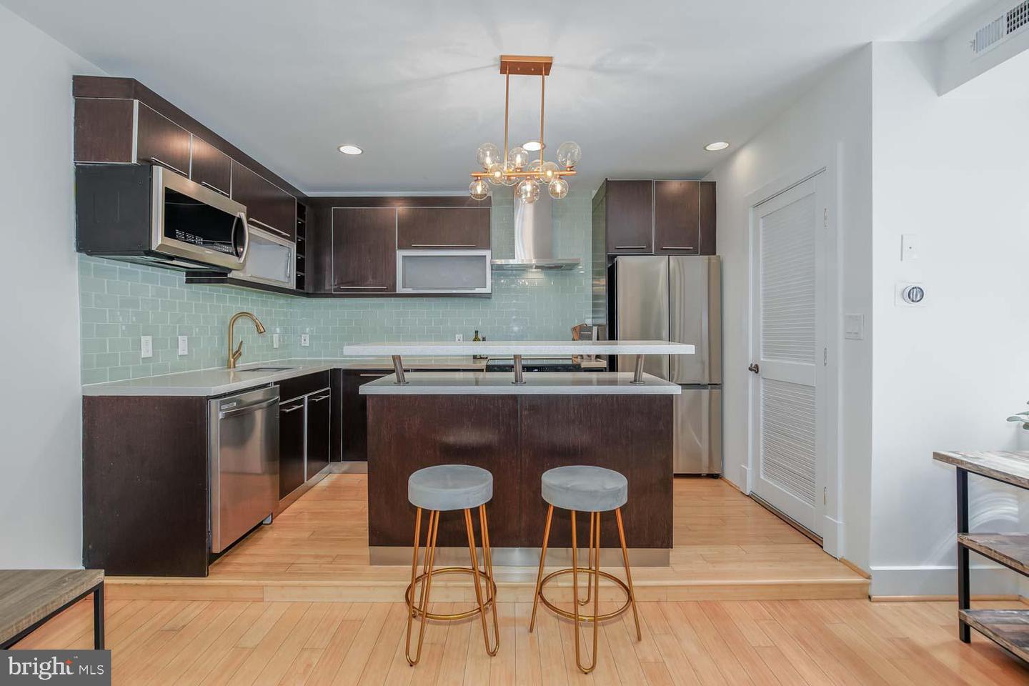 1409 G ST NE #4, WASHINGTON, District Of Columbia 20002, 1 Bedroom Bedrooms, ,1 BathroomBathrooms,Residential,For sale,1409 G ST NE #4,DCDC2199868 MLS # DCDC2199868