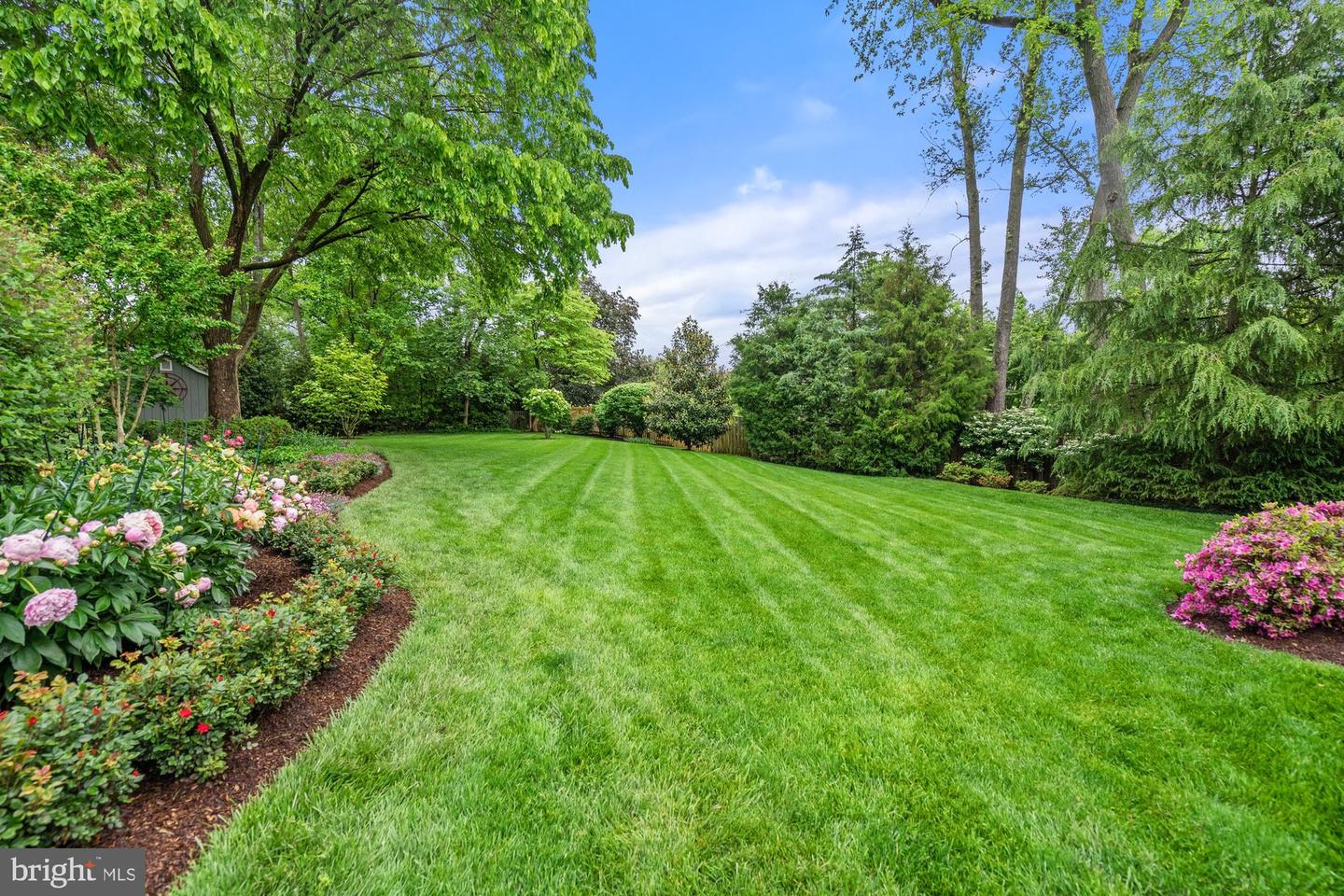 445 ORCHARD ST NW, VIENNA, Virginia 22180, 5 Bedrooms Bedrooms, ,6 BathroomsBathrooms,Residential,For sale,445 ORCHARD ST NW,VAFX2240032 MLS # VAFX2240032