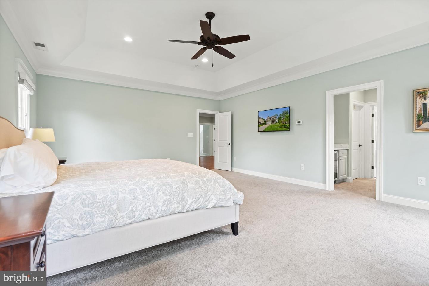 445 ORCHARD ST NW, VIENNA, Virginia 22180, 5 Bedrooms Bedrooms, ,6 BathroomsBathrooms,Residential,For sale,445 ORCHARD ST NW,VAFX2240032 MLS # VAFX2240032