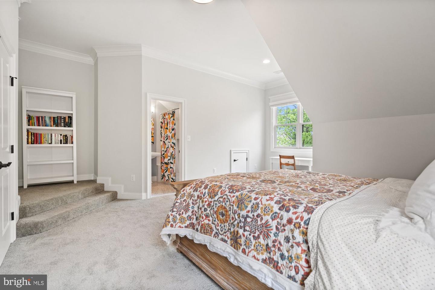 445 ORCHARD ST NW, VIENNA, Virginia 22180, 5 Bedrooms Bedrooms, ,6 BathroomsBathrooms,Residential,For sale,445 ORCHARD ST NW,VAFX2240032 MLS # VAFX2240032