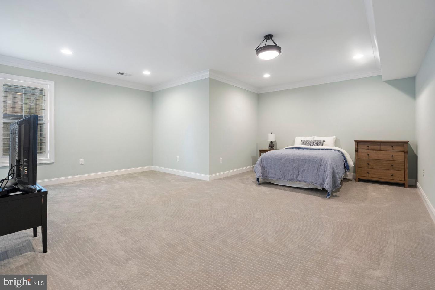 445 ORCHARD ST NW, VIENNA, Virginia 22180, 5 Bedrooms Bedrooms, ,6 BathroomsBathrooms,Residential,For sale,445 ORCHARD ST NW,VAFX2240032 MLS # VAFX2240032
